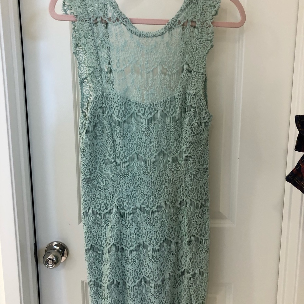 Wore once to a wedding, mint green